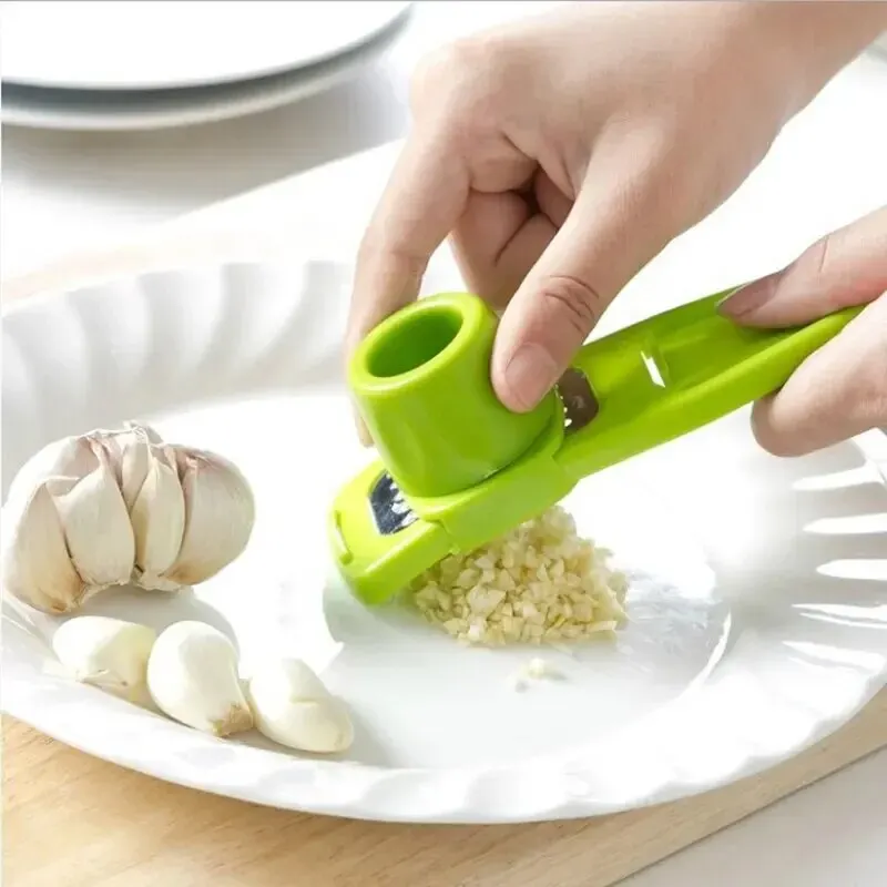 Kitchen Gadgets Green - 1 Pack Mini Garlic Grinder Creative